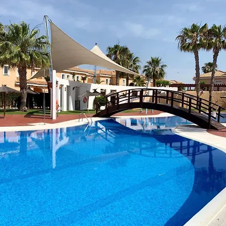 Marinas Sol - Tu Hogar Con Jardín Privado! Apartamento