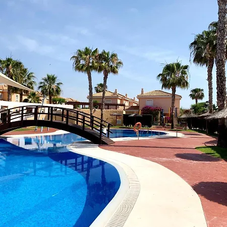 Marinas Sol - Tu Hogar Con Jardín Privado! Apartamento Vera