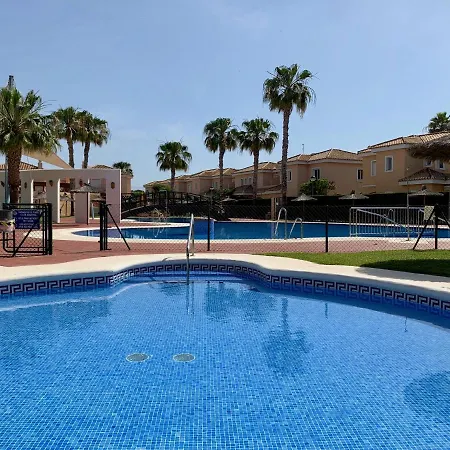 Marinas Sol - Tu Hogar Con Jardín Privado! Apartamento *