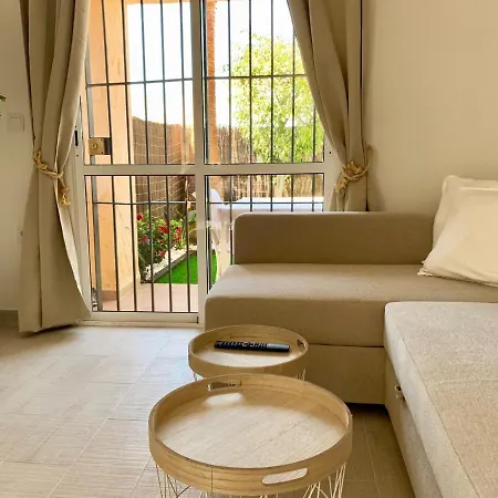 Marinas Sol - Tu Hogar Con Jardín Privado! Apartamento Vera
